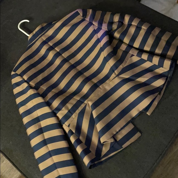 Striped Blazer - Picture 3 of 4
